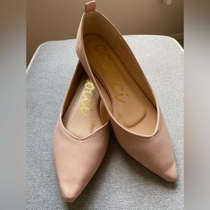 Ccocci Vera; Flats; Blush; Size 8.5